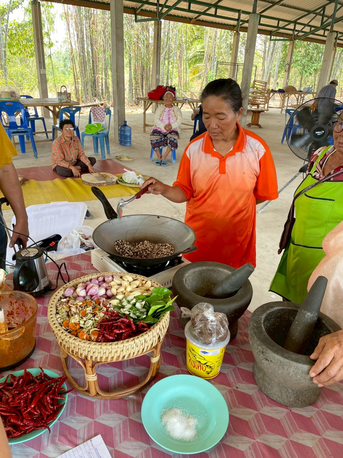 title - ส.ป.ก.อุตรดิตถ์ ดำเนินการจัดฝึกอบรมเชิงปฏิบัติการ หลักสูตรการเพิ่มมูลค่าสินค้าและการพัฒนาช่องทางด้านการตลาด โครงการพัฒนาธุรกิจชุมชน กิจกรรมพัฒนาธุรกิจชุมขนในเขตปฏิรูปที่ดิน ปีงบประมาณ พ.ศ. ๒๕๖๙